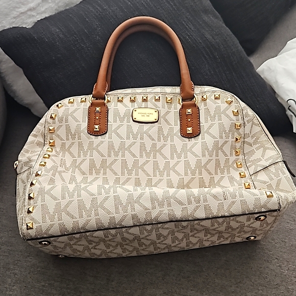 Michael Kors Purse - Picture 1 of 2